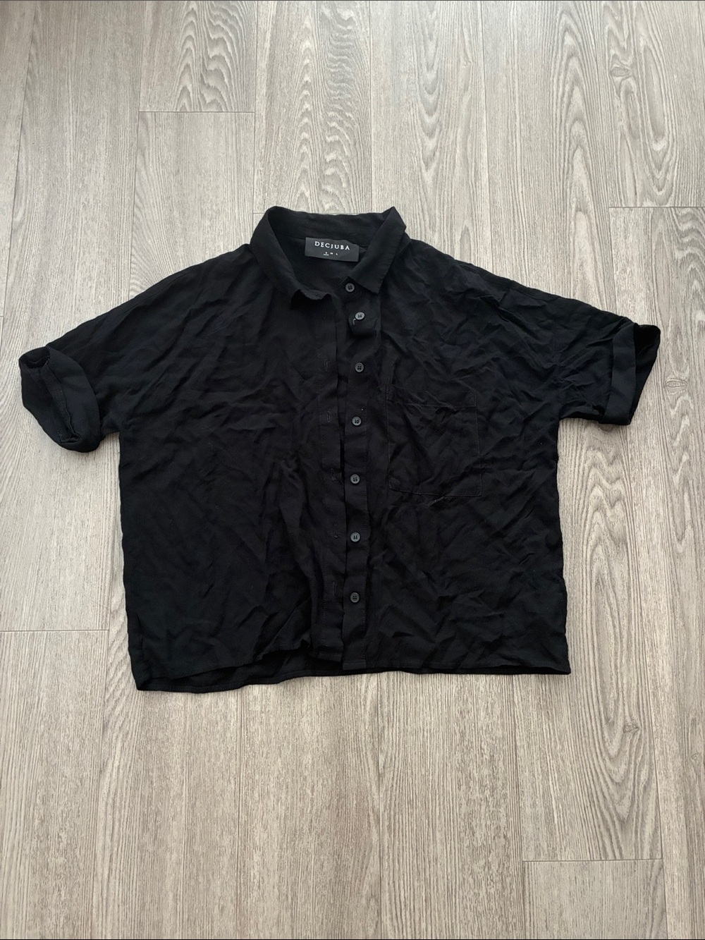 DECJUBA Black Collared Button-Up Shirt